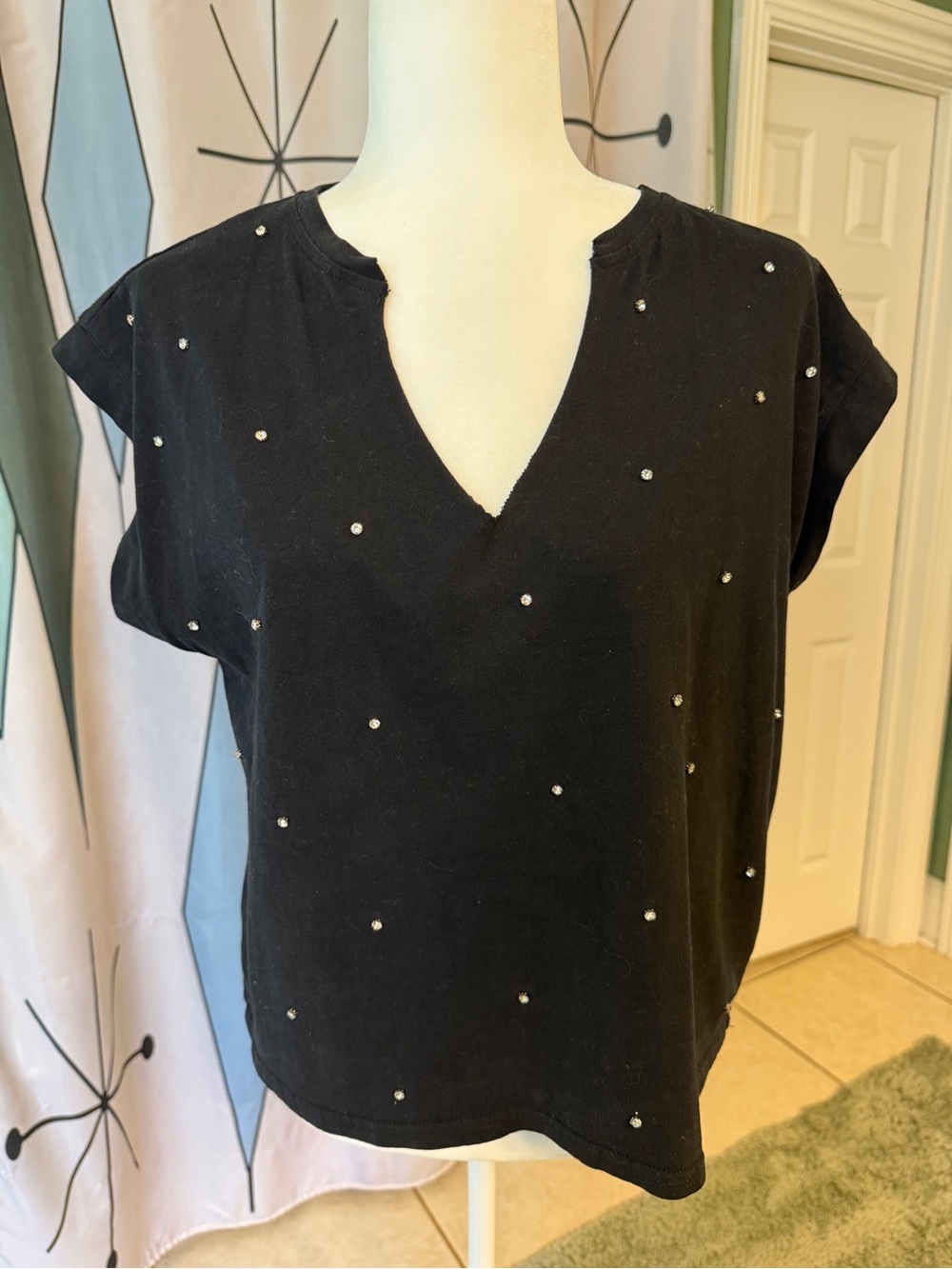 Gilli Black Short Sleeve V-Notch Top with Rhinestone Accents… very cool!